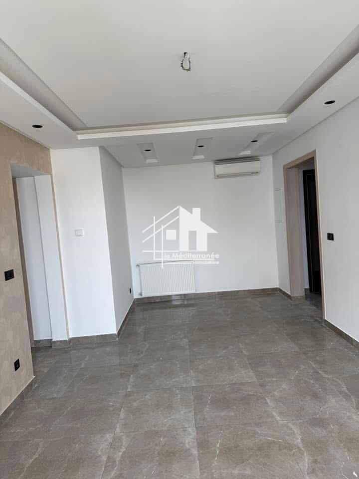 A louer appartement S+2 à Ain Zaghouan