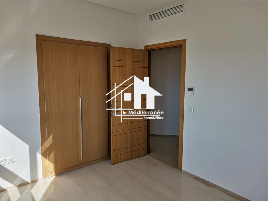 À vendre – Appartement S+3 Très Haut Standing à Jardin de Carthage