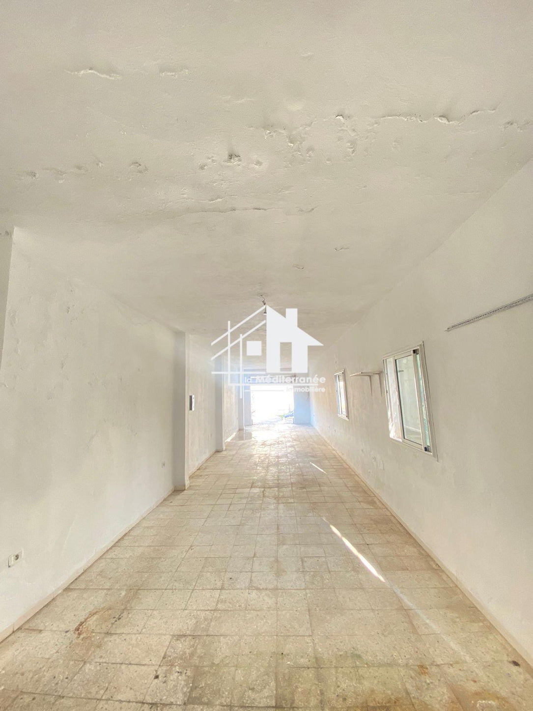 A louer local commercial à khaznadar