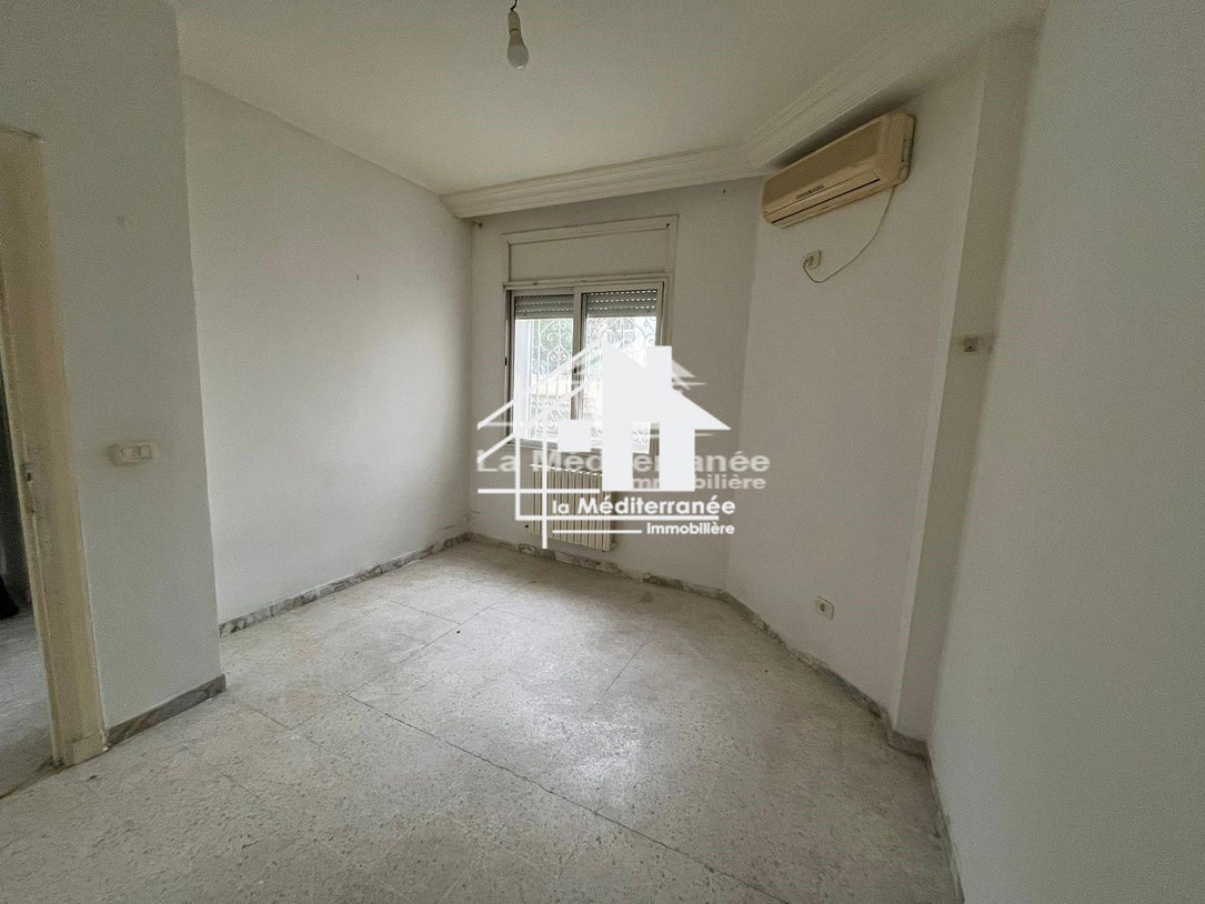 À louer Appartement S+3 au bardo