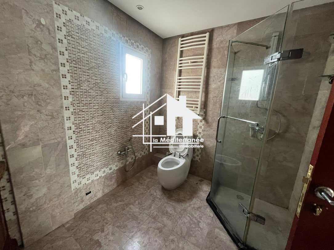 Appartement s3 hst au bardo