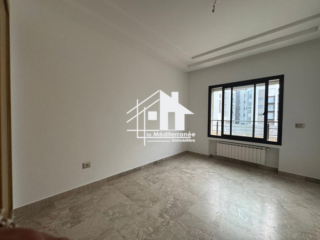 Appartement S+3 aux jardins de carthage