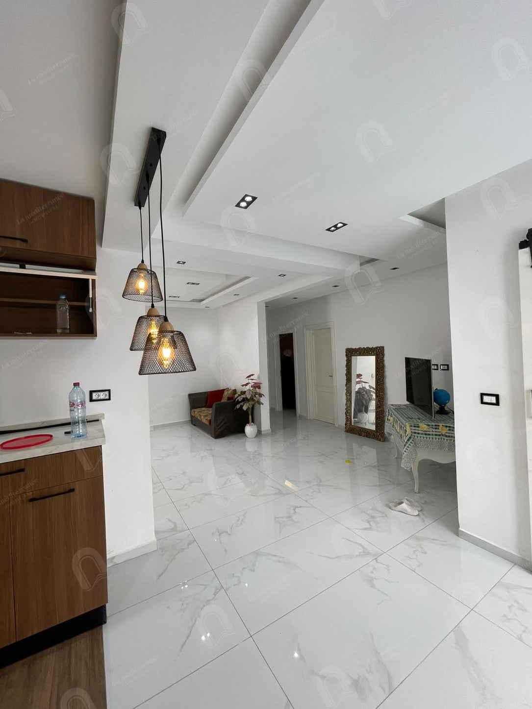 A louer un étage de villa S+3 meublé