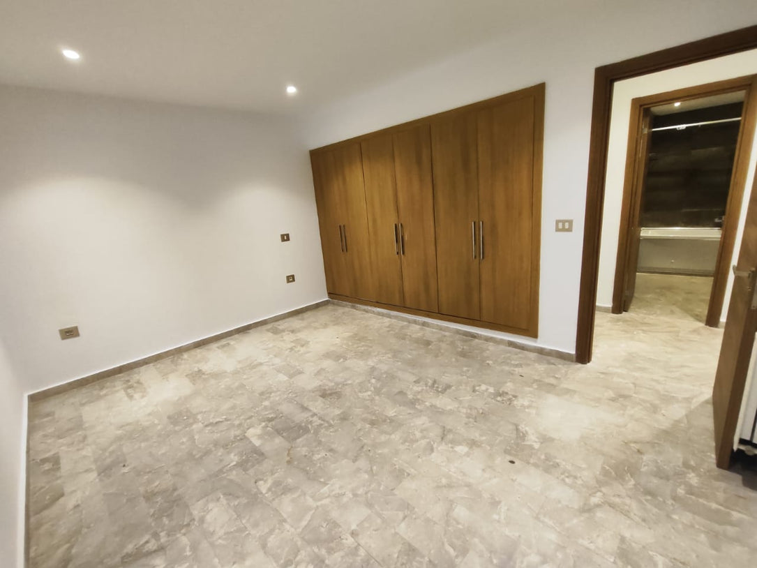 A louer un spacieux s+1 a la Soukra closerie