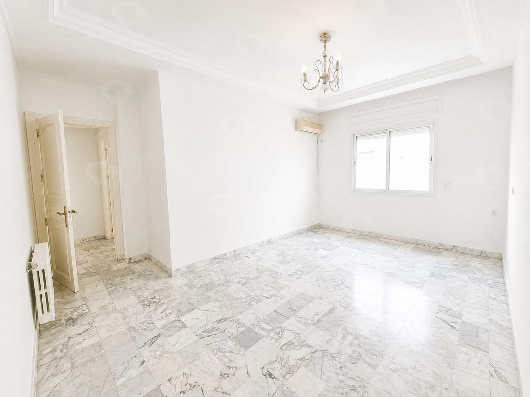 A louer un appartement S+3 hst à denden
