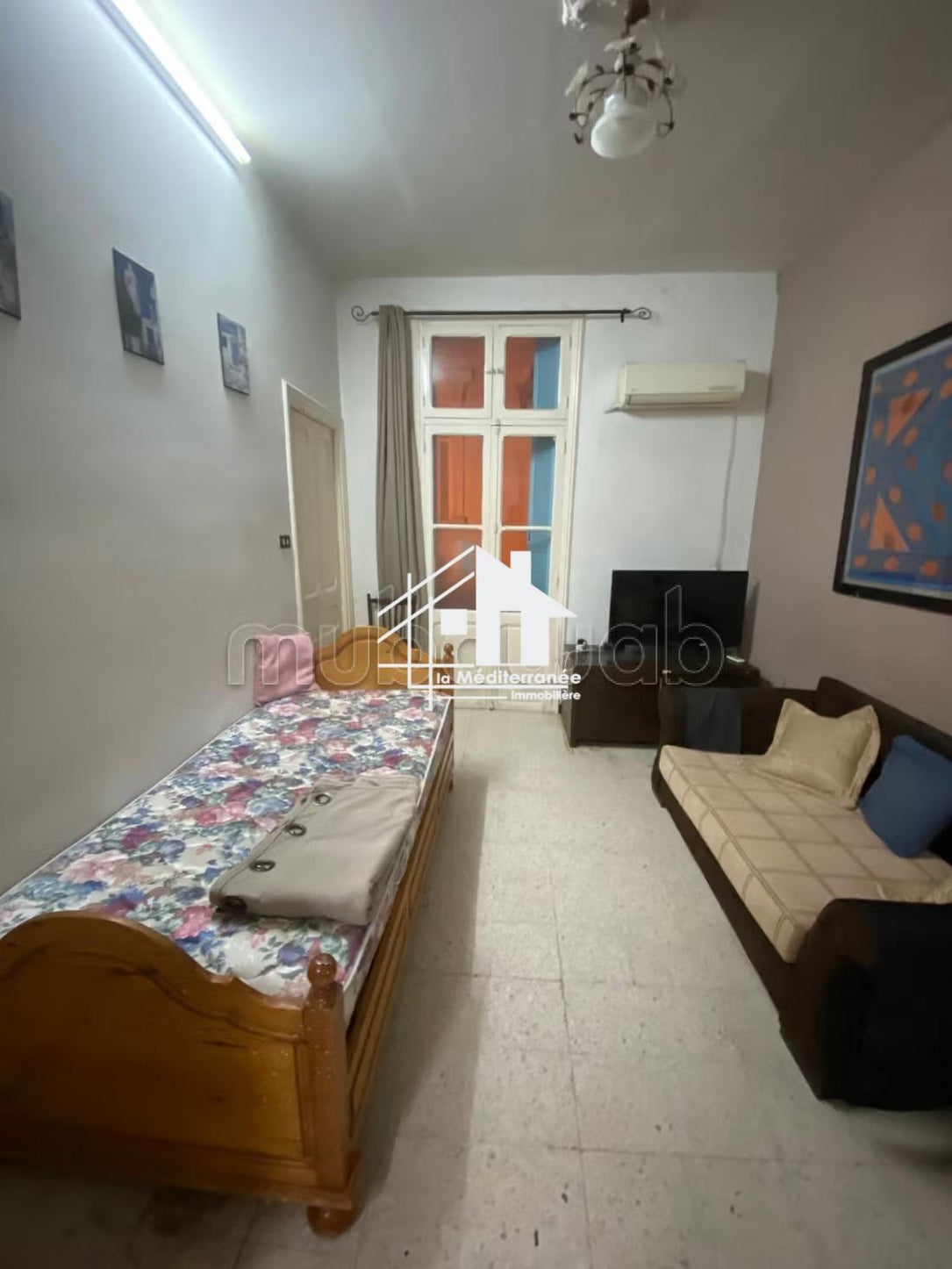 A vendre appartement s+3 au centre ville Tunis