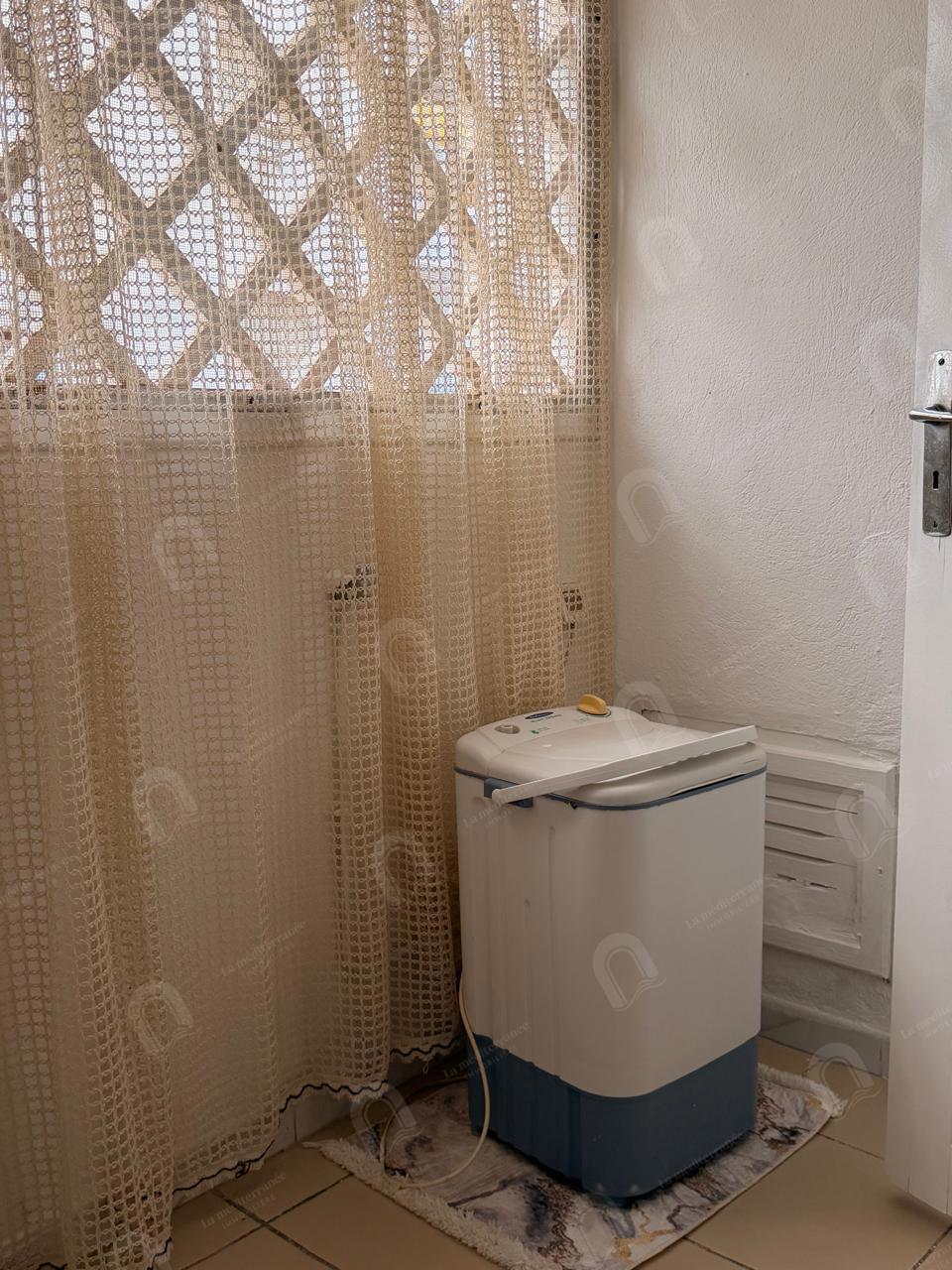 À louer un appartement S+3 meublé au rdc