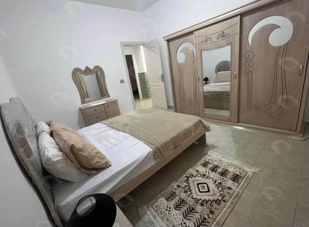 A vendre un appartement S+3 à manouba  Cité Les Orangers