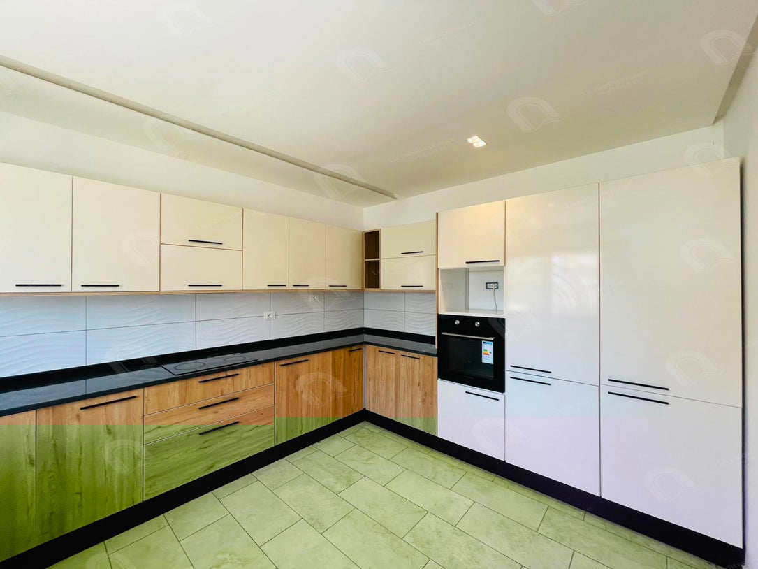 A louer un luxueux duplex à la soukra