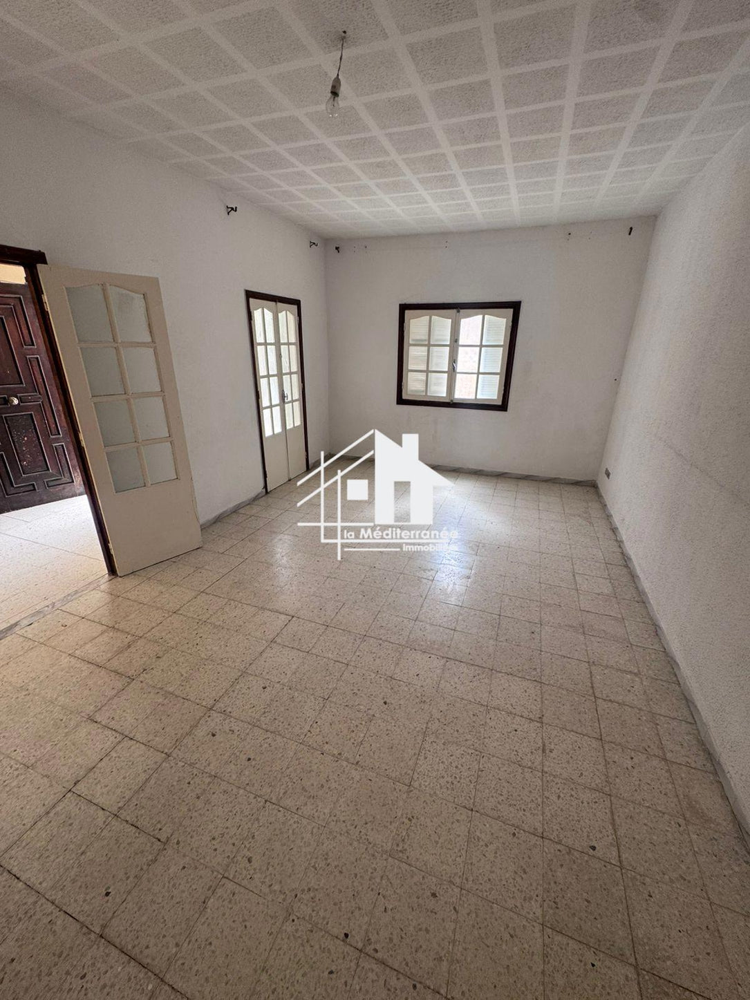 A louer étage de villa S+2 Rdc  à khaznadar