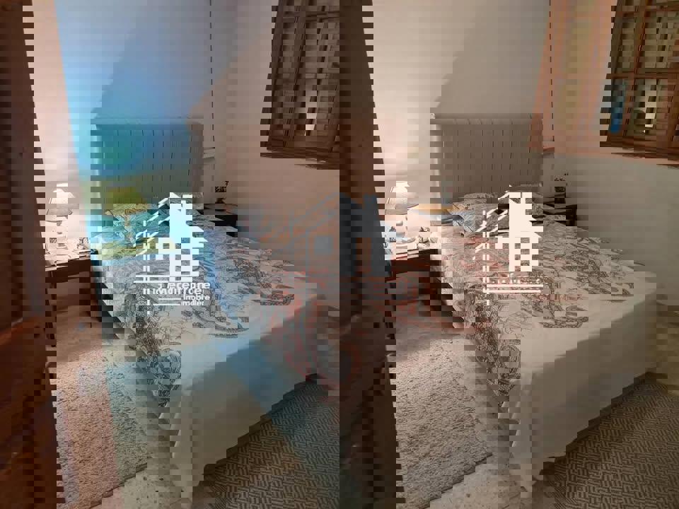 S+1 richement meublé au RDJ à Ennasr 2