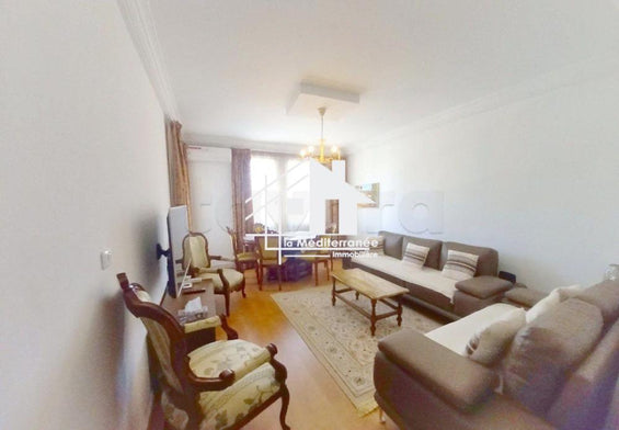 À vendre appartement S+3 rénové à Cité Olympique, Tunis