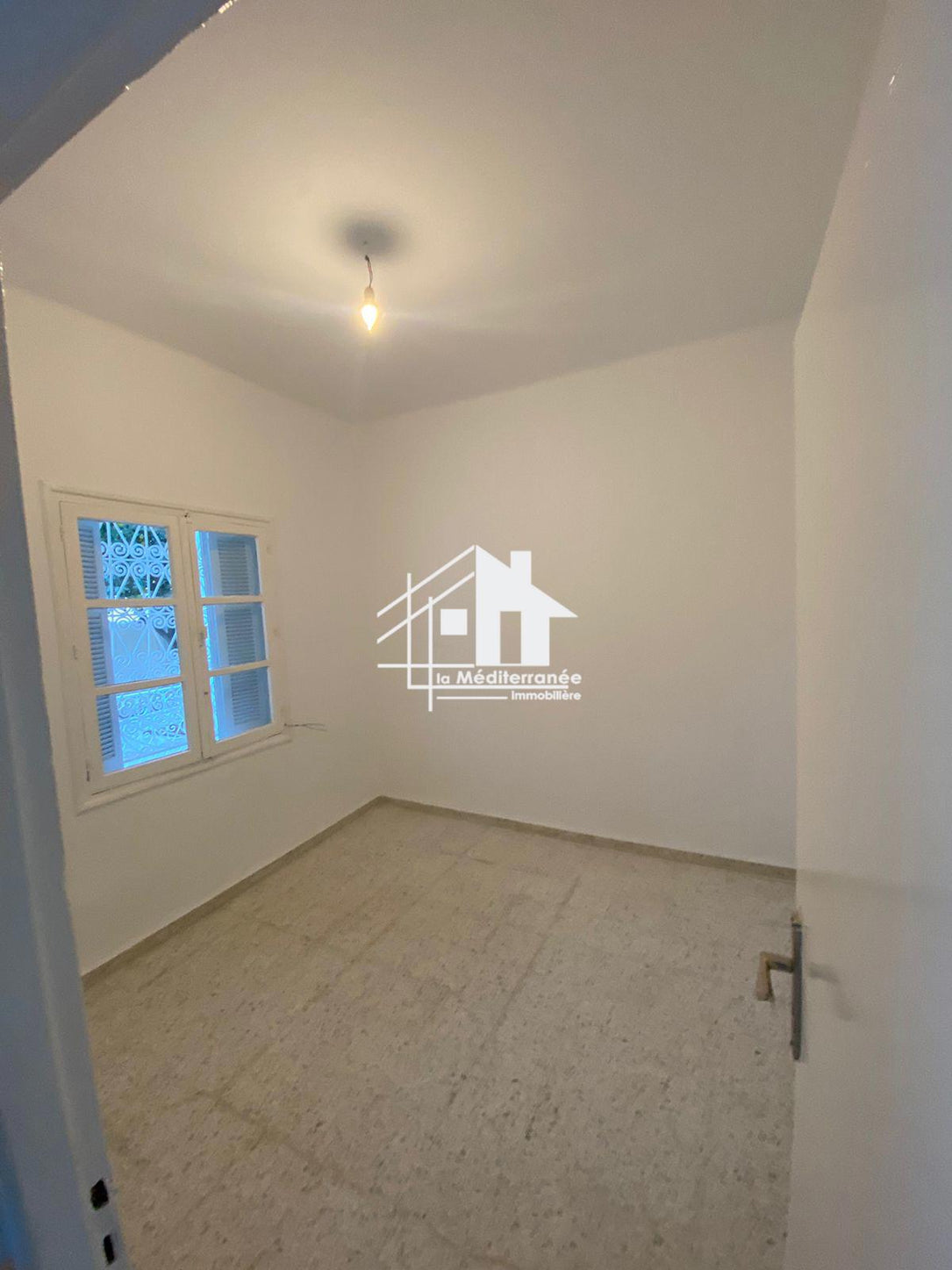 a louer rez de chaussée s+3 au bardo