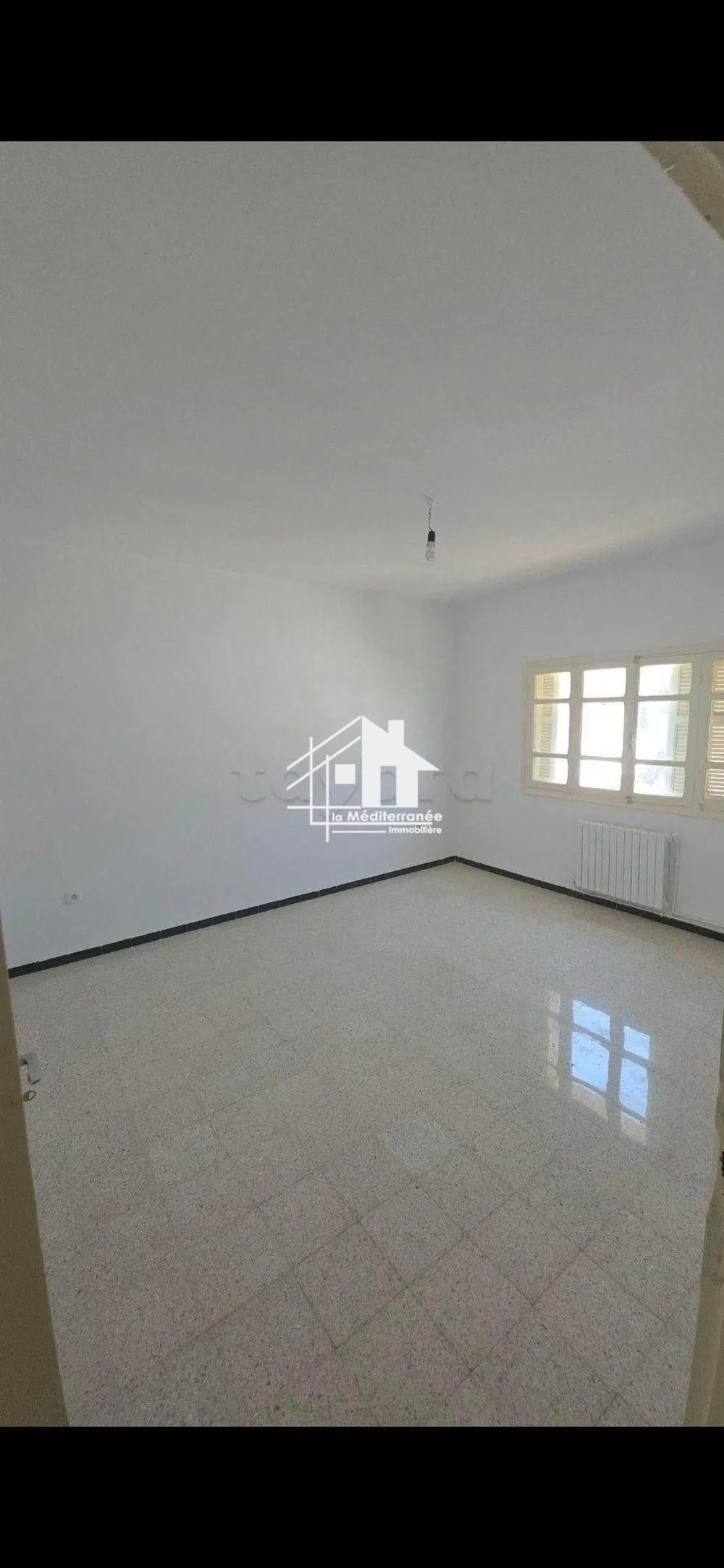 A louer appartement S+2 à manar 2