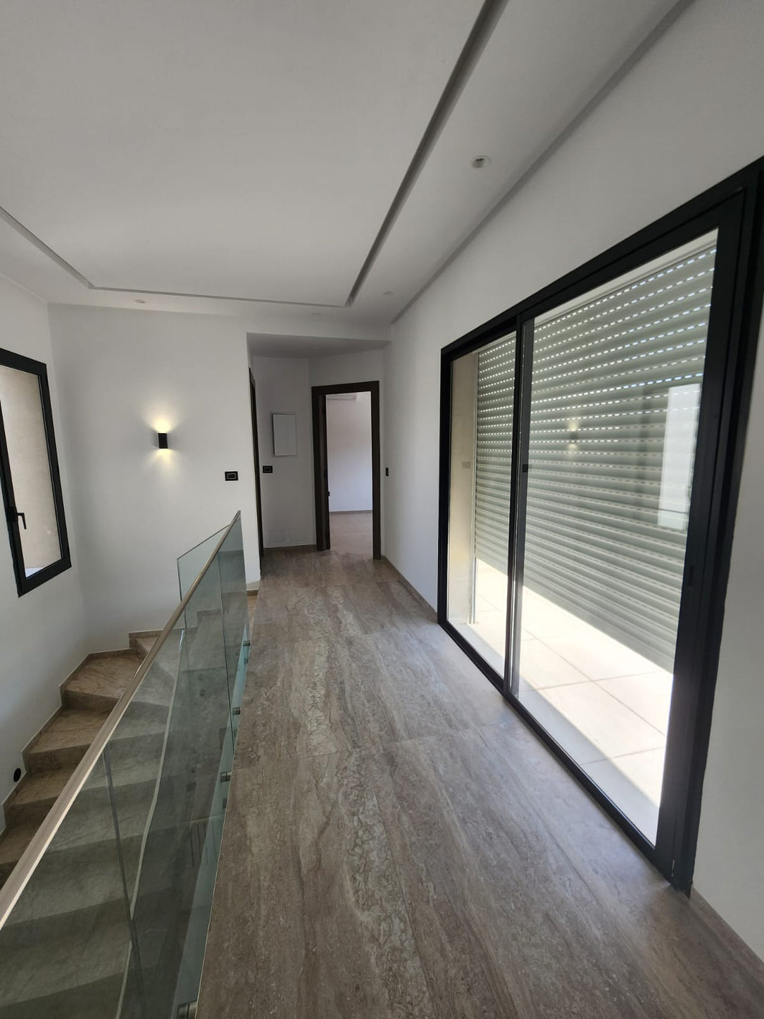 Villas d'exception avec piscine de trois niveaux en compound privé
