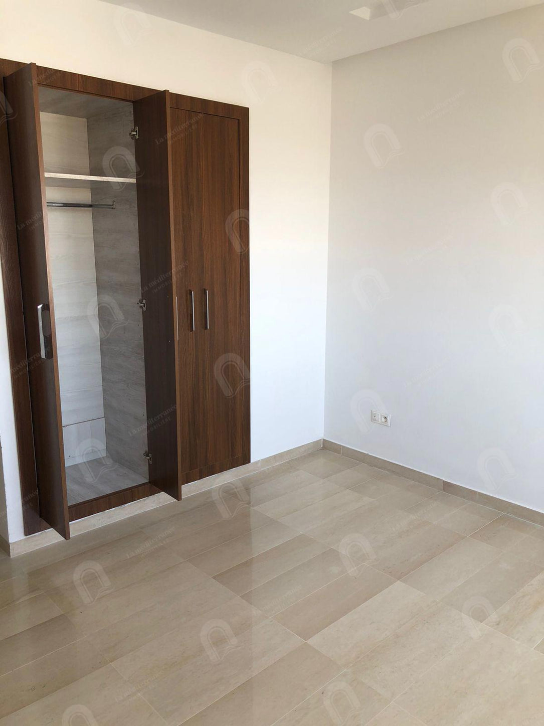 A louer un appartement s+2 à jardin d'el menzah 2