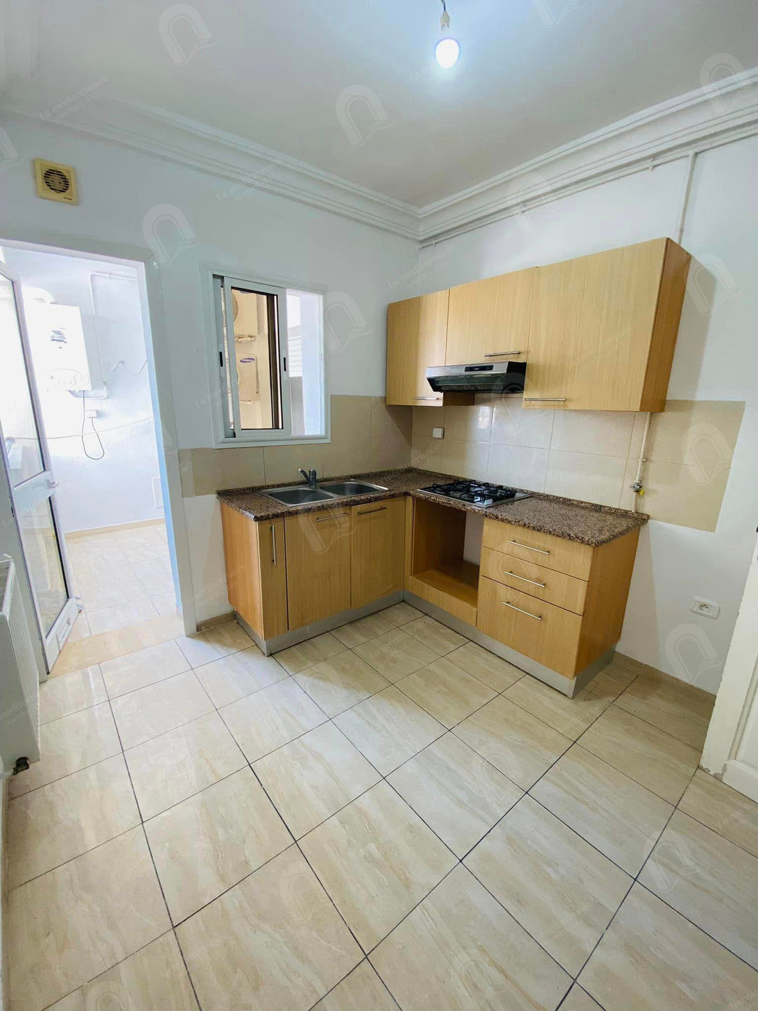 Appartement s+3 à Ezzahra lycée