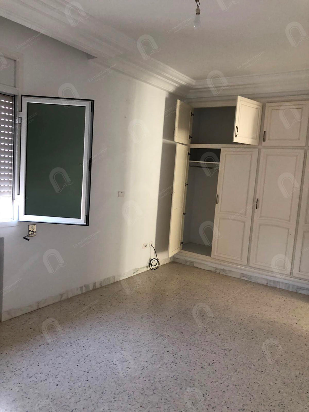 à louer un appartement s+4 aux jardins d'el menzah 1