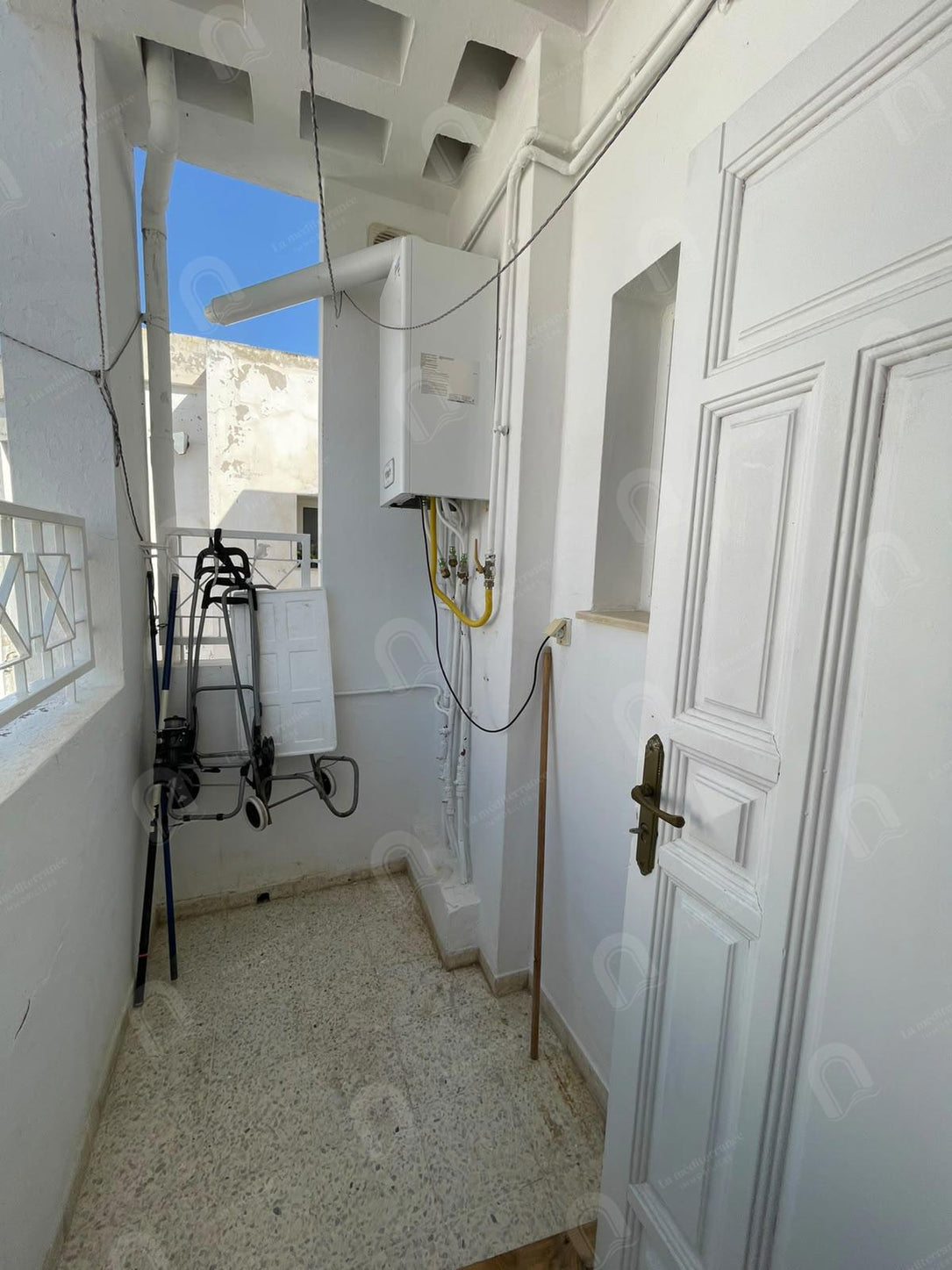 À louer  Appartement S+3 à Cité Ennasr 2