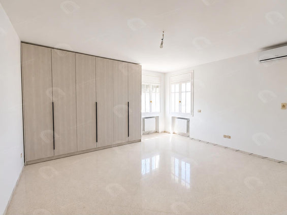 S+2 a vendre a Ain Zaghouan