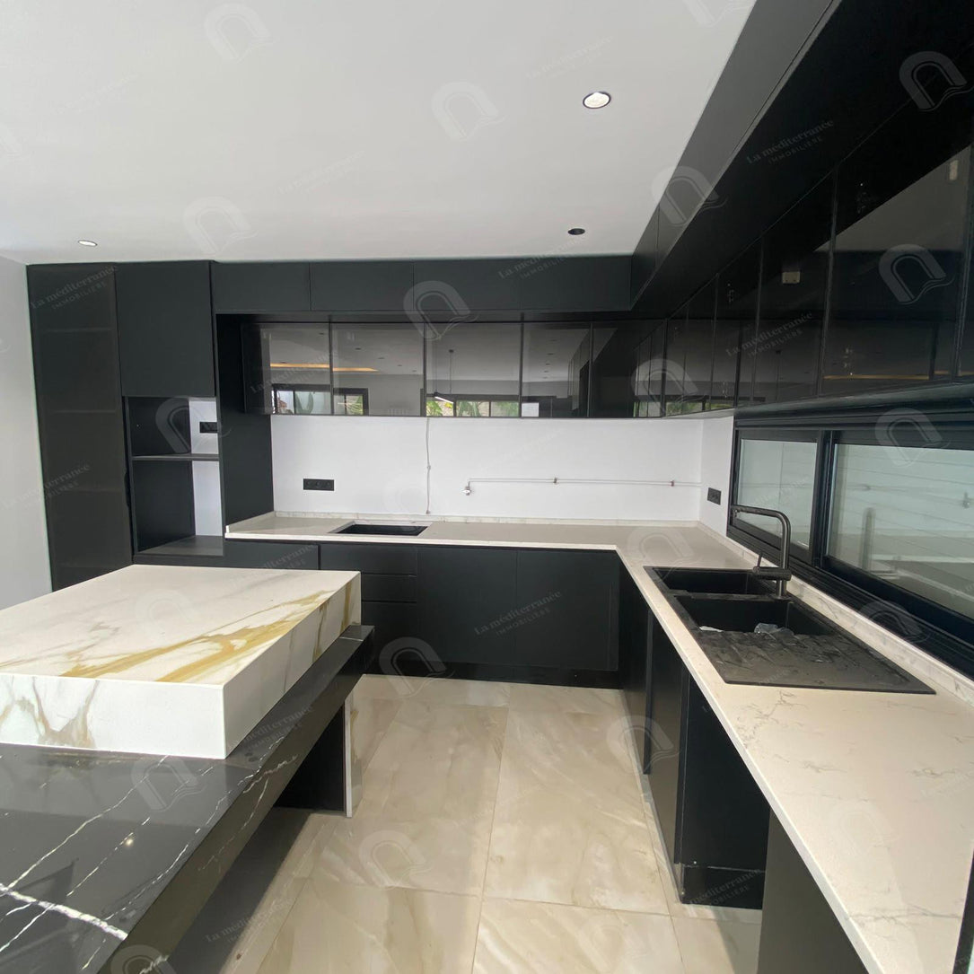 A louer villa s+2 à la soukra