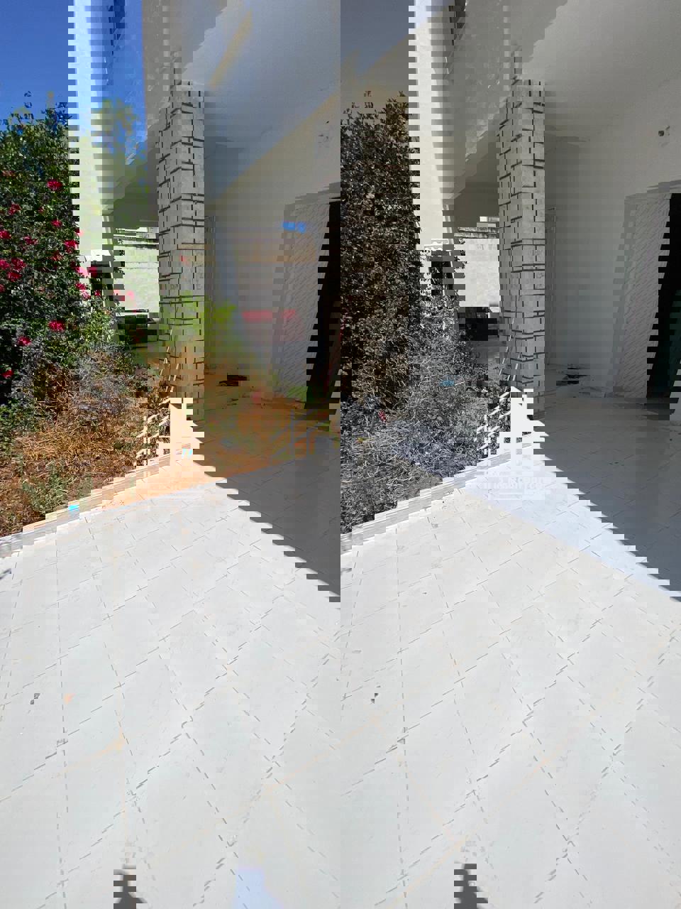 à louer villa s+4 à khaznadar