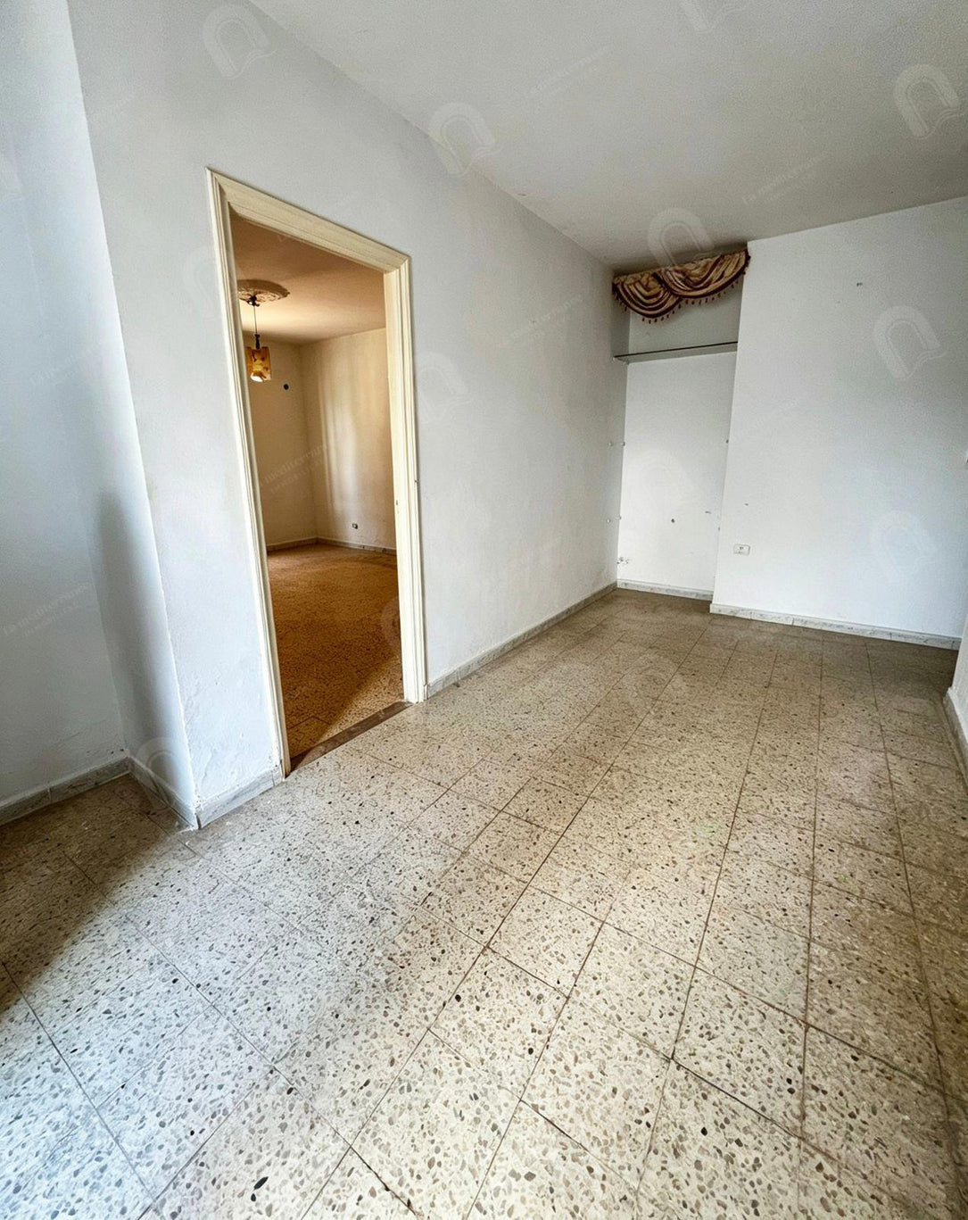 A Vendre étage de villa S+2 au bardo rue de la France