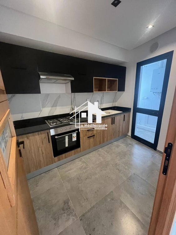 A louer un appartement s+1 à jardin d'el menzah2