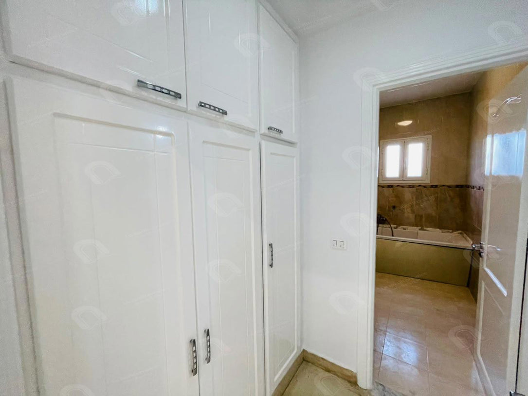 À louer Etage de villa au rdc à Jardin de l'Aouina
