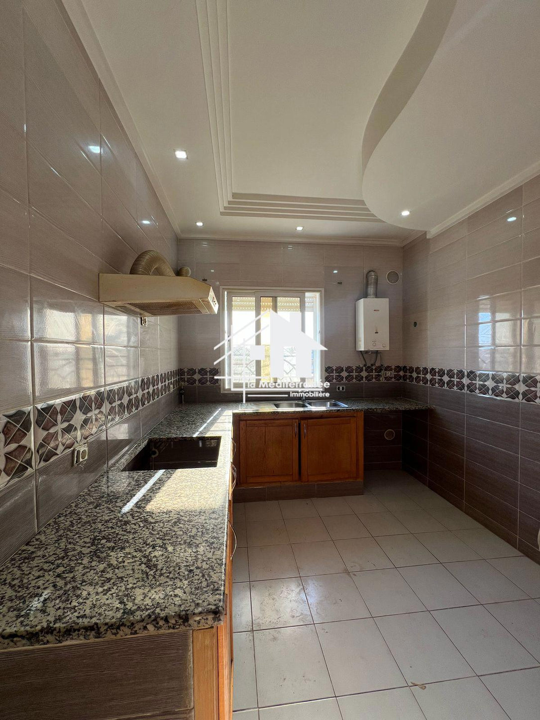 a louer appartement s2 a rue tunis au Bardo