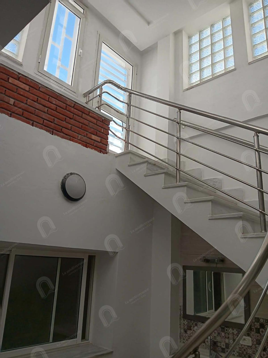 À vendre étage de villa s+2 au bardo
