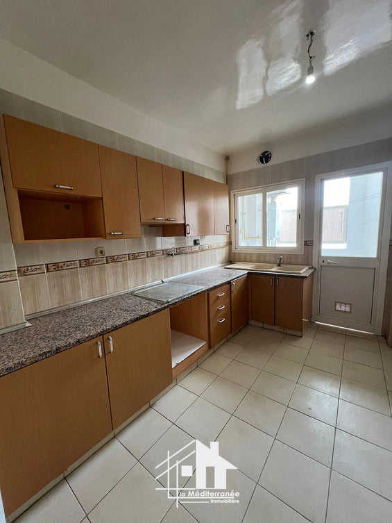 A vendre appartement s3 à Mannouba