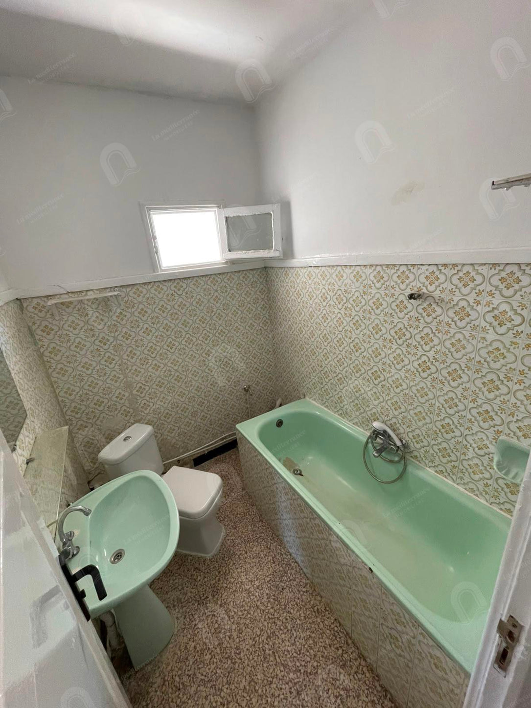 A louer étage de villa s+3 au bardo 2