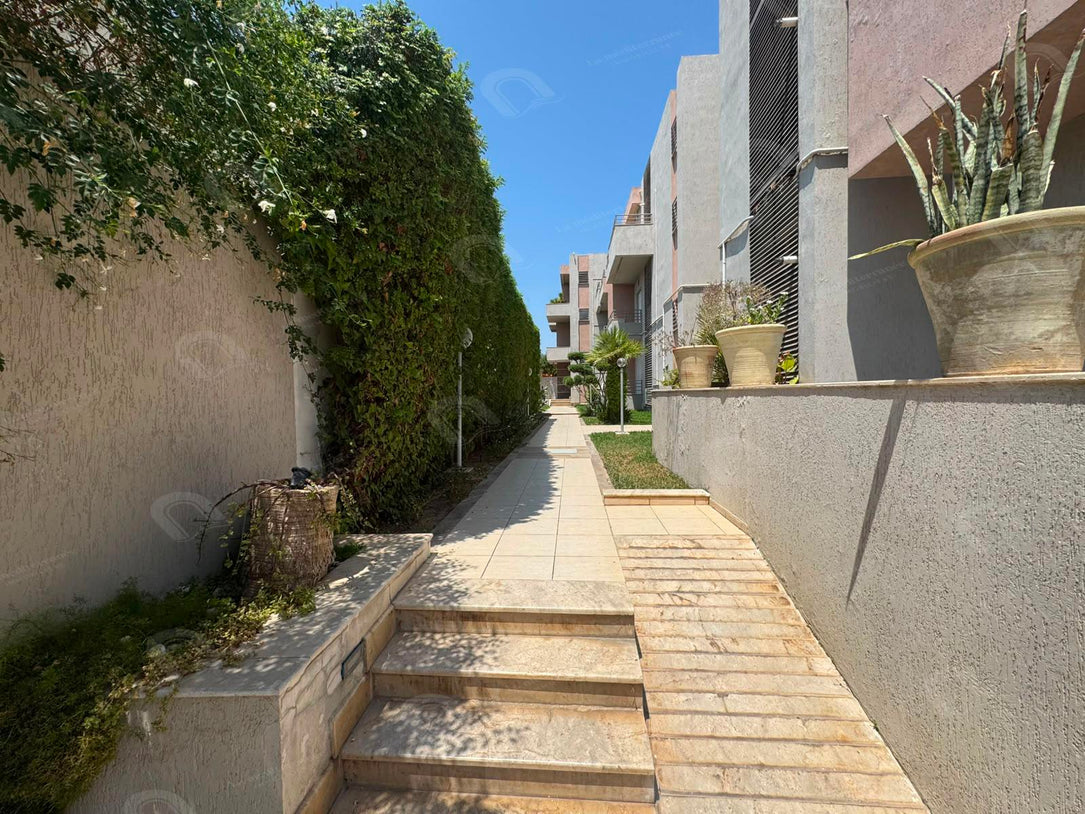 À louer Spacieux appartement S+3 à la soukra