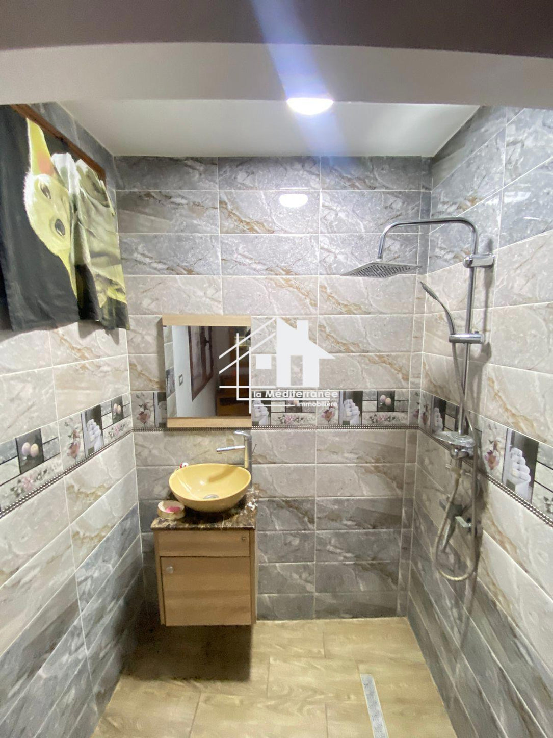 A louer Duplex S+4 hst à cité milaha prés el menzah 8