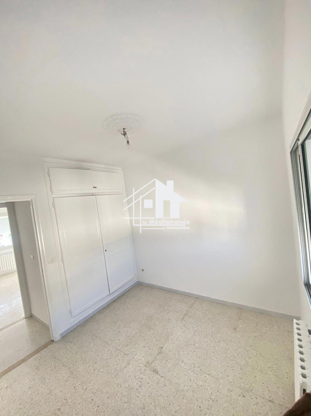 À louer appartement s+3 a cité ennaser 2