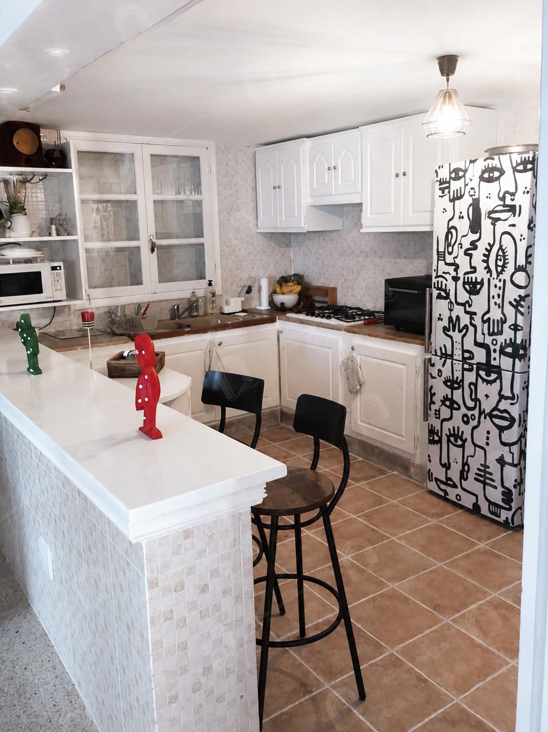 Etage de villa S3 meublé à Marsa cailloux