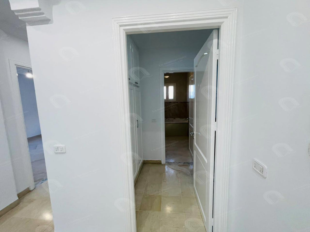 À louer Etage de villa au rdc à Jardin de l'Aouina