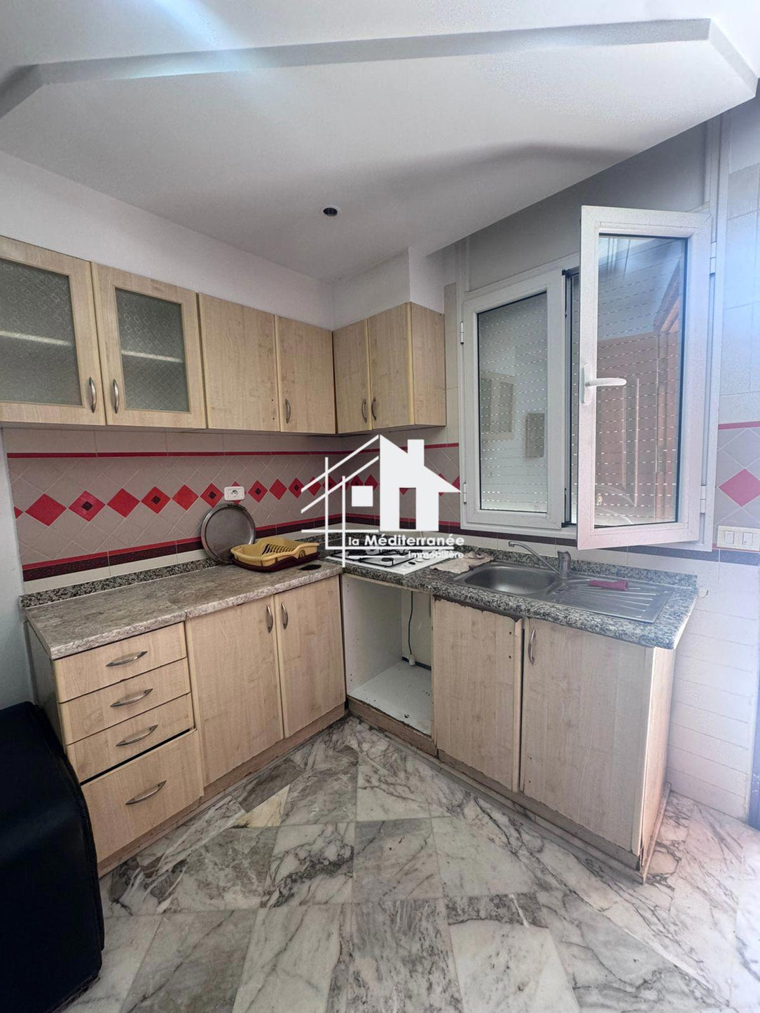 A louer appartement S+1 meublé à Ennasr
