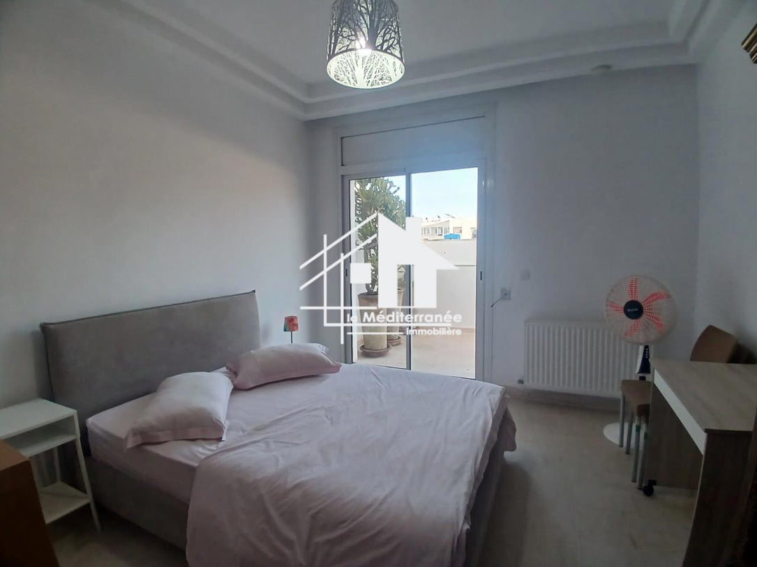 A louer s+3 meublé à Marsa plage