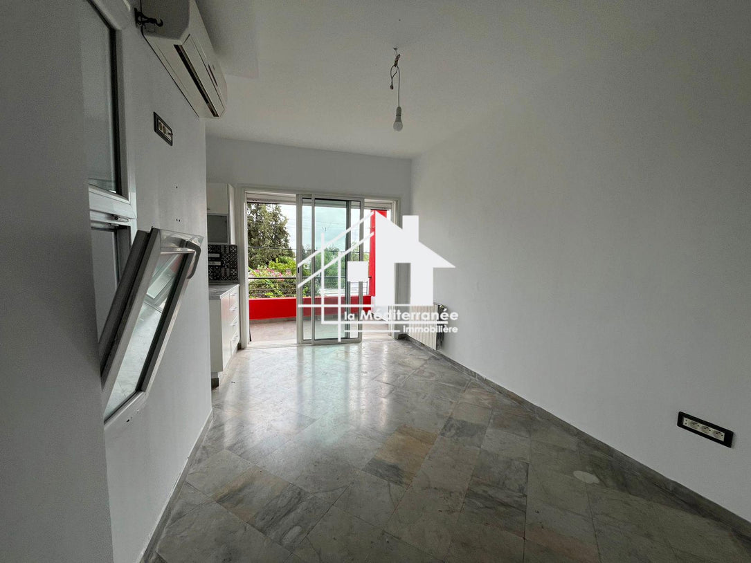 A louer s+2 à menzah 6