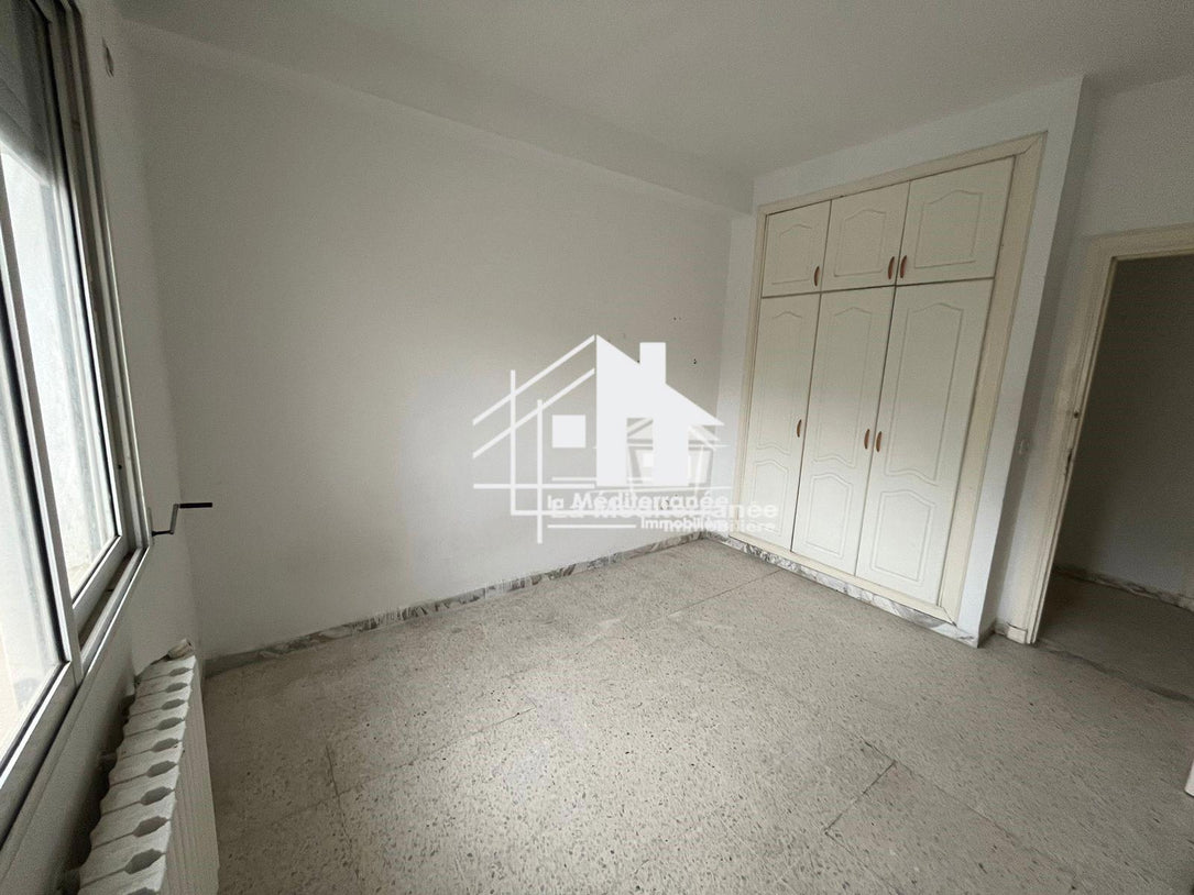 À louer Appartement S+3 au bardo