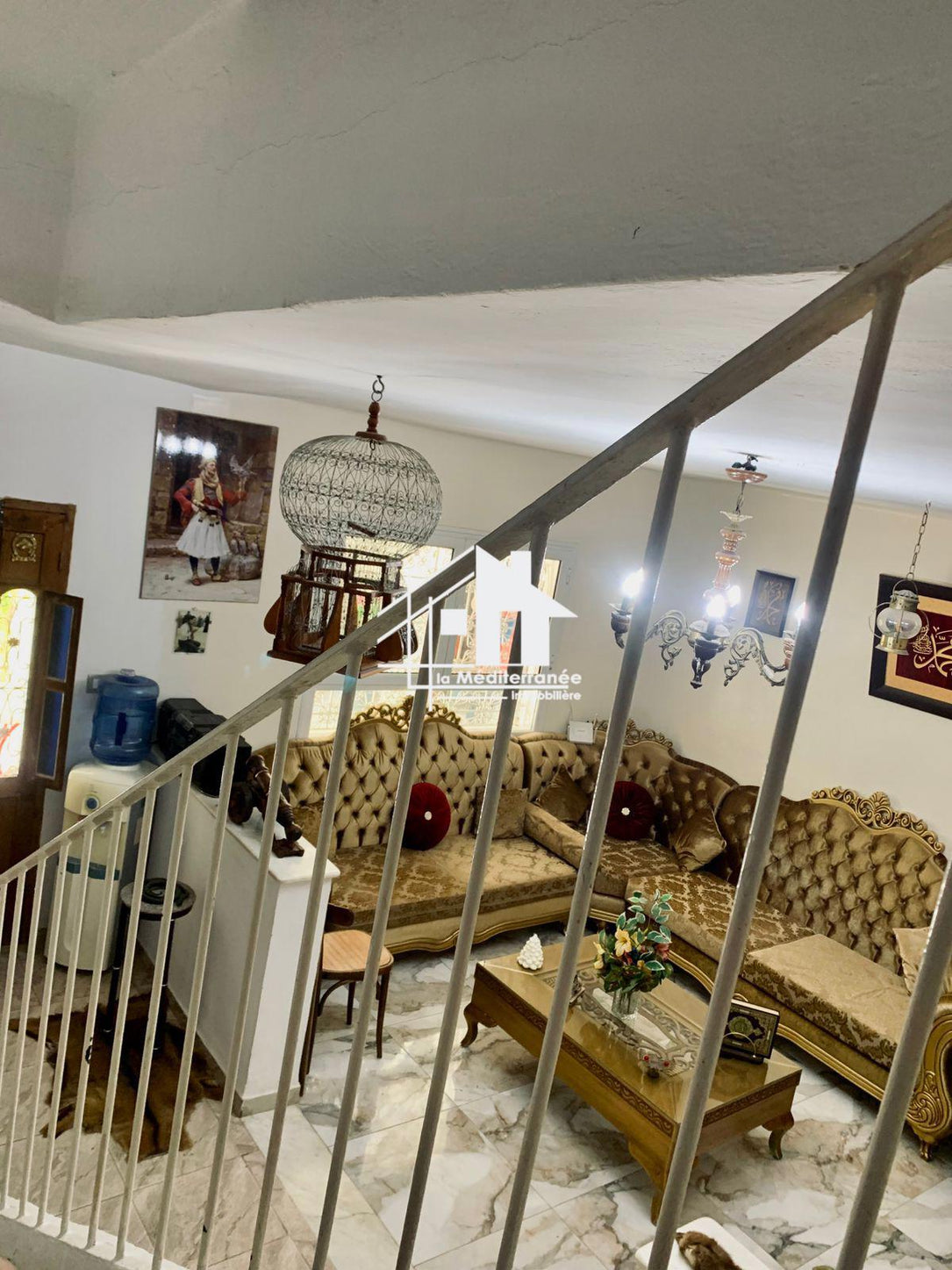 A vendre duplex S+4 à bayrem  etounsi