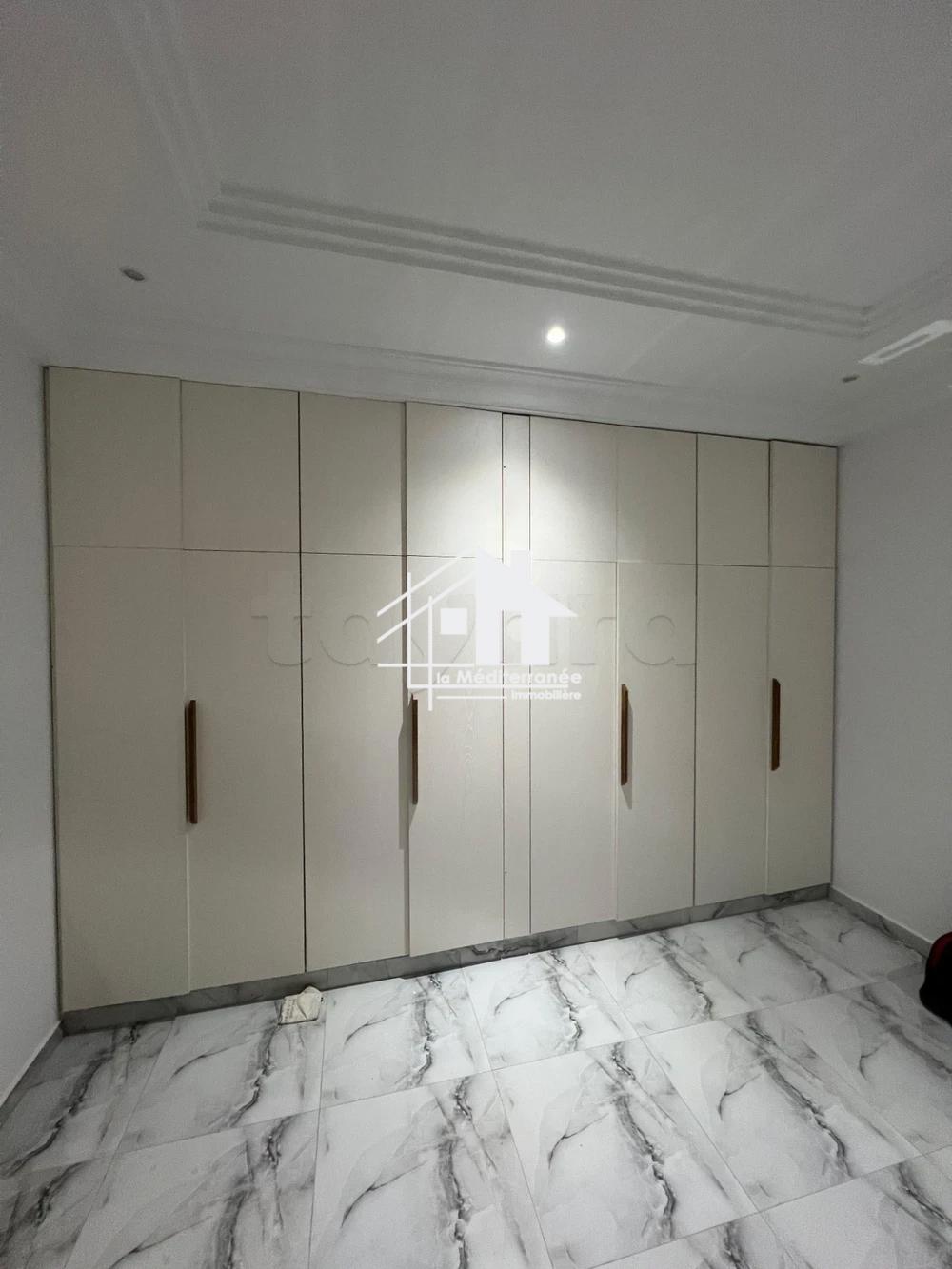 A louer appartement S+1 hst au bardo