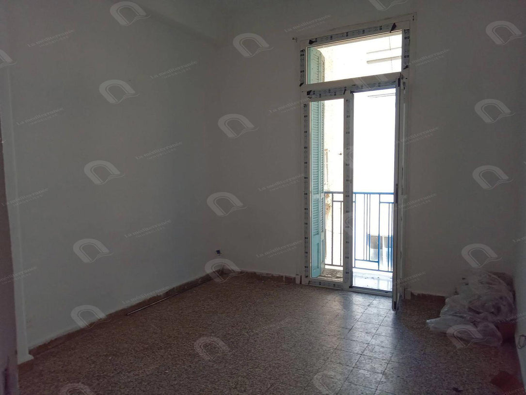 a louer appartement s+2 au centre ville Tunis