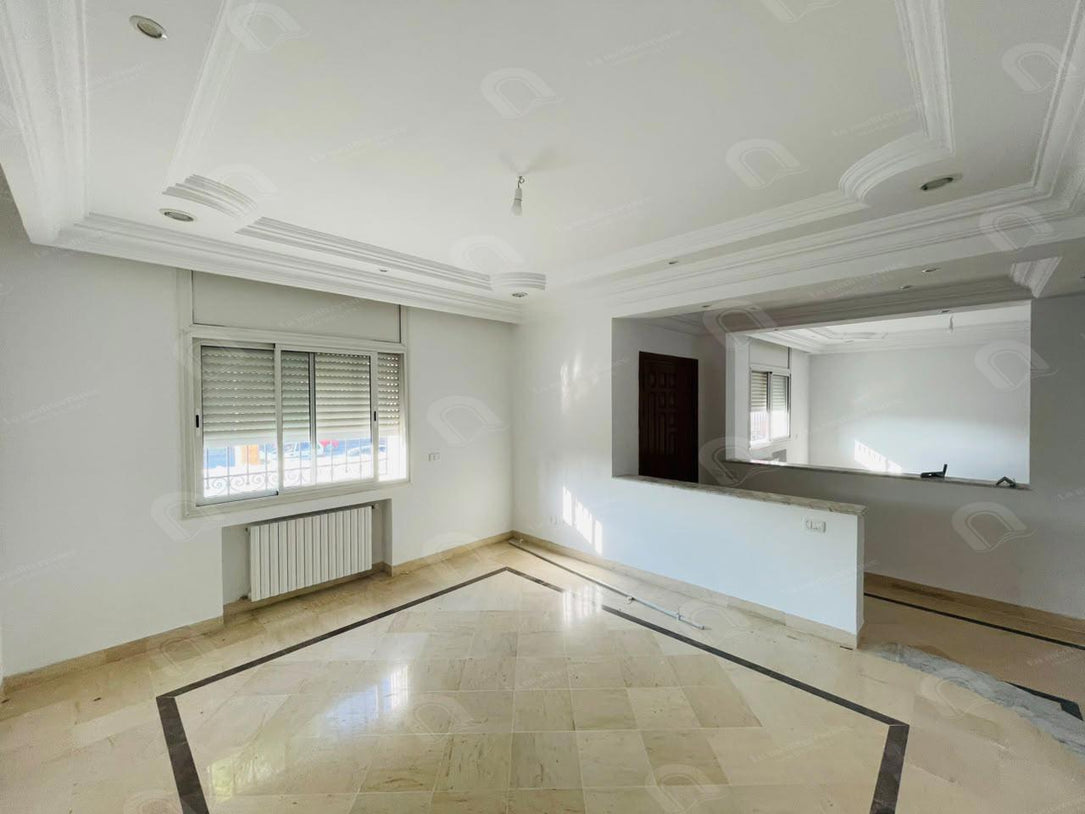 À louer Etage de villa au rdc à Jardin de l'Aouina