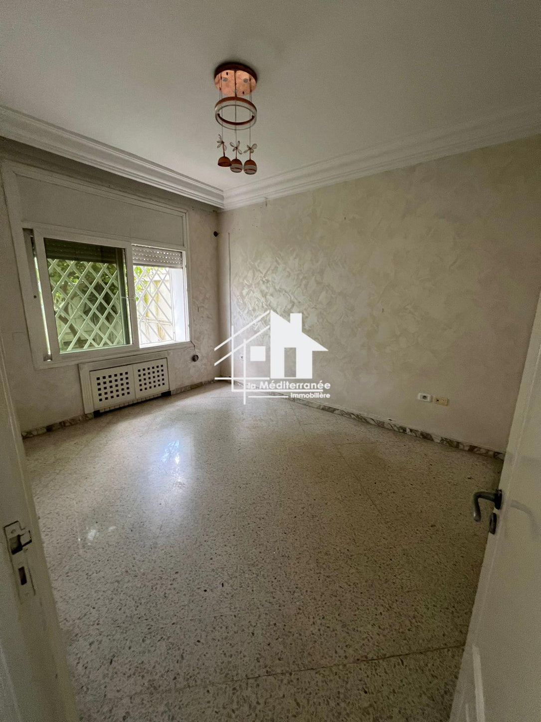 Location étage de villa s3 hst au Bardo
