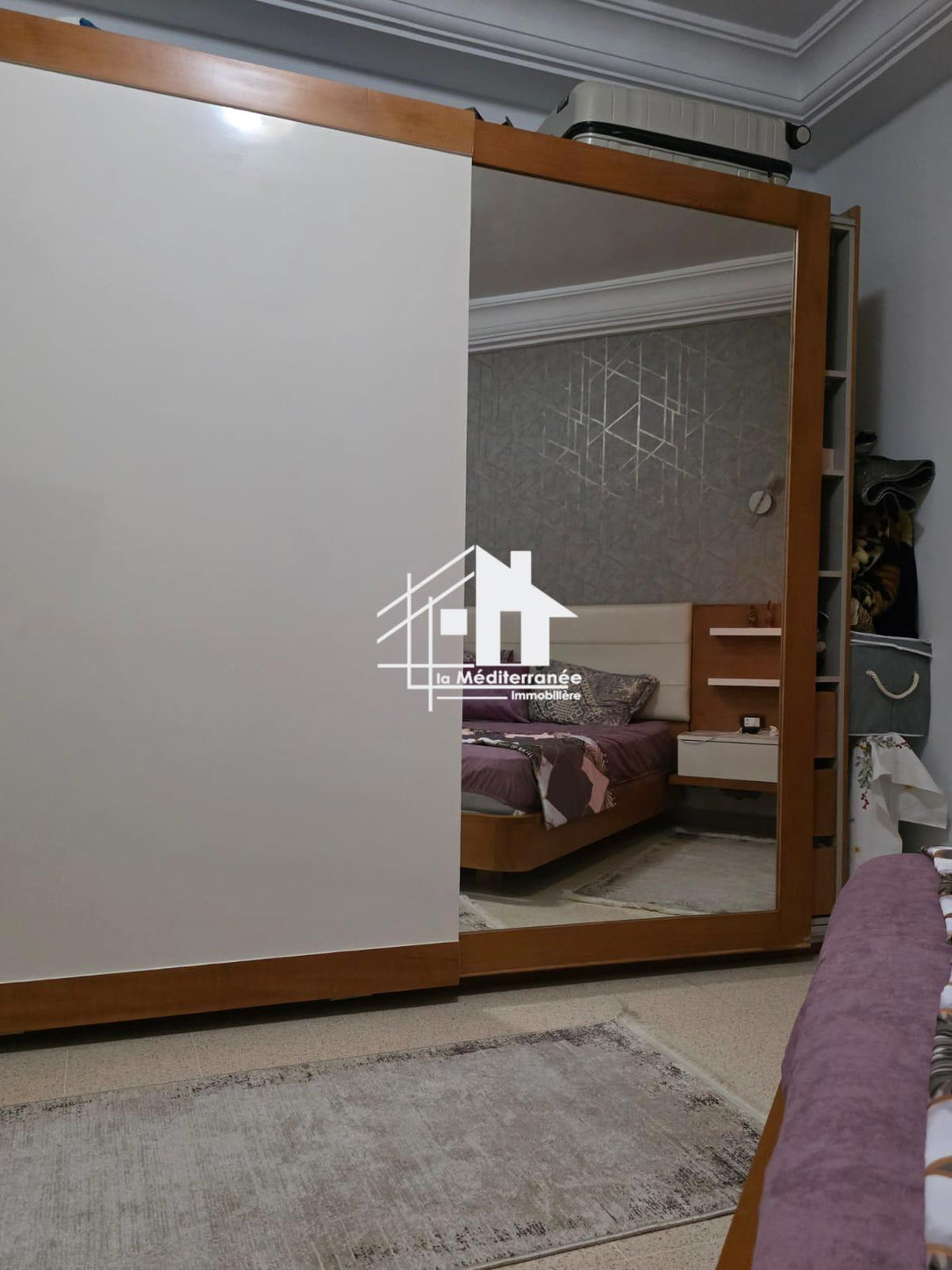A vendre appartement S+3 à Cité El Waha à El Agba
