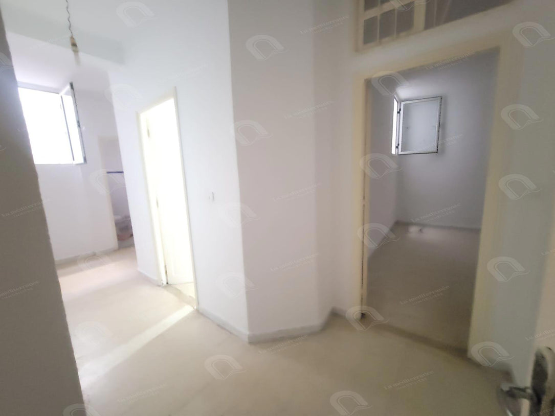A louer appartement S+2 au beb ljazira