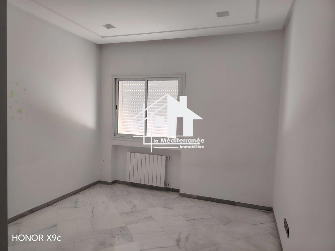 a vendre s+2 a jardin d'el menzah 2